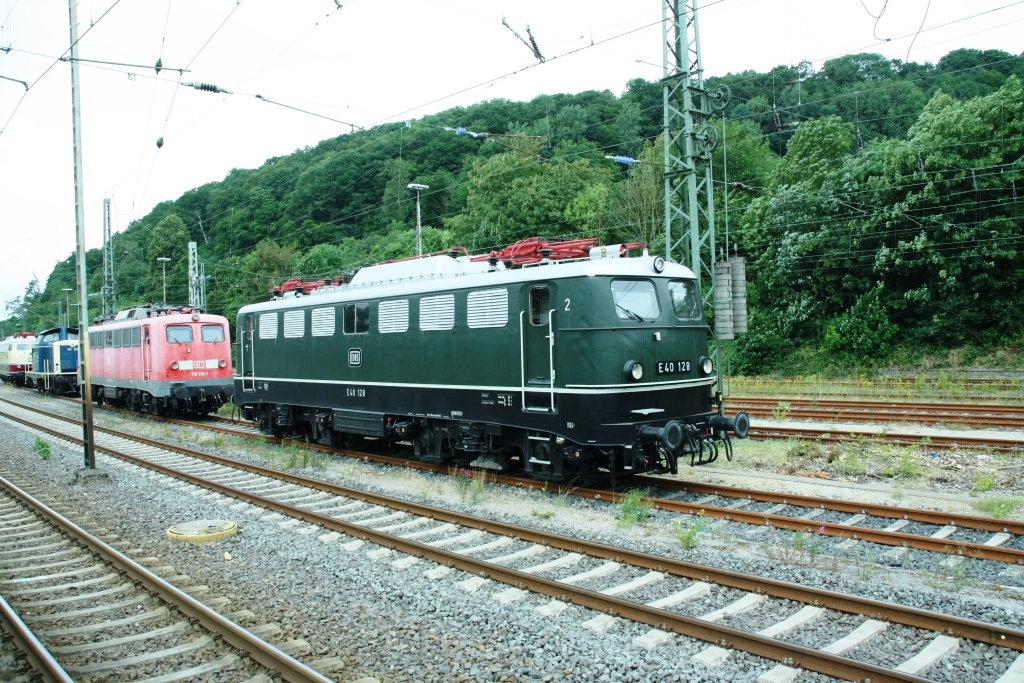 230701 040 Altenbeken Bf DBM E40 128 ausgestellt